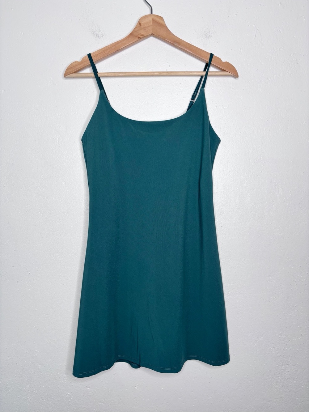 Abercrombie & Fitch Teal Traveler Dress Built in Shorts Pocket Size Small EUC